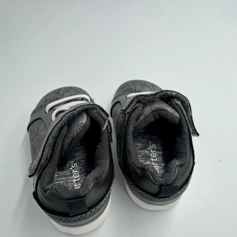 Carter's Toddler Boys Size 3M Dark Gray Dinosaur Print Baby Shoes Sneakers Walk